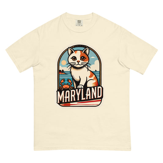 Beige Maryland cat t shirt with a cute calico cat and crab graphic by the ocean